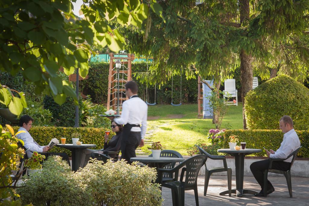 Park Hotel Dei Massimi Rzym Zewnętrze zdjęcie