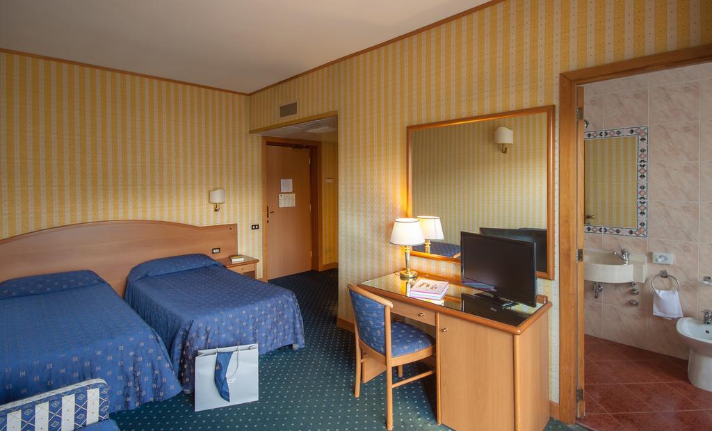 Park Hotel Dei Massimi Rzym Zewnętrze zdjęcie