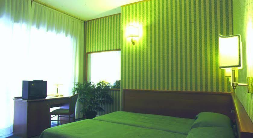 Park Hotel Dei Massimi Rzym Zewnętrze zdjęcie